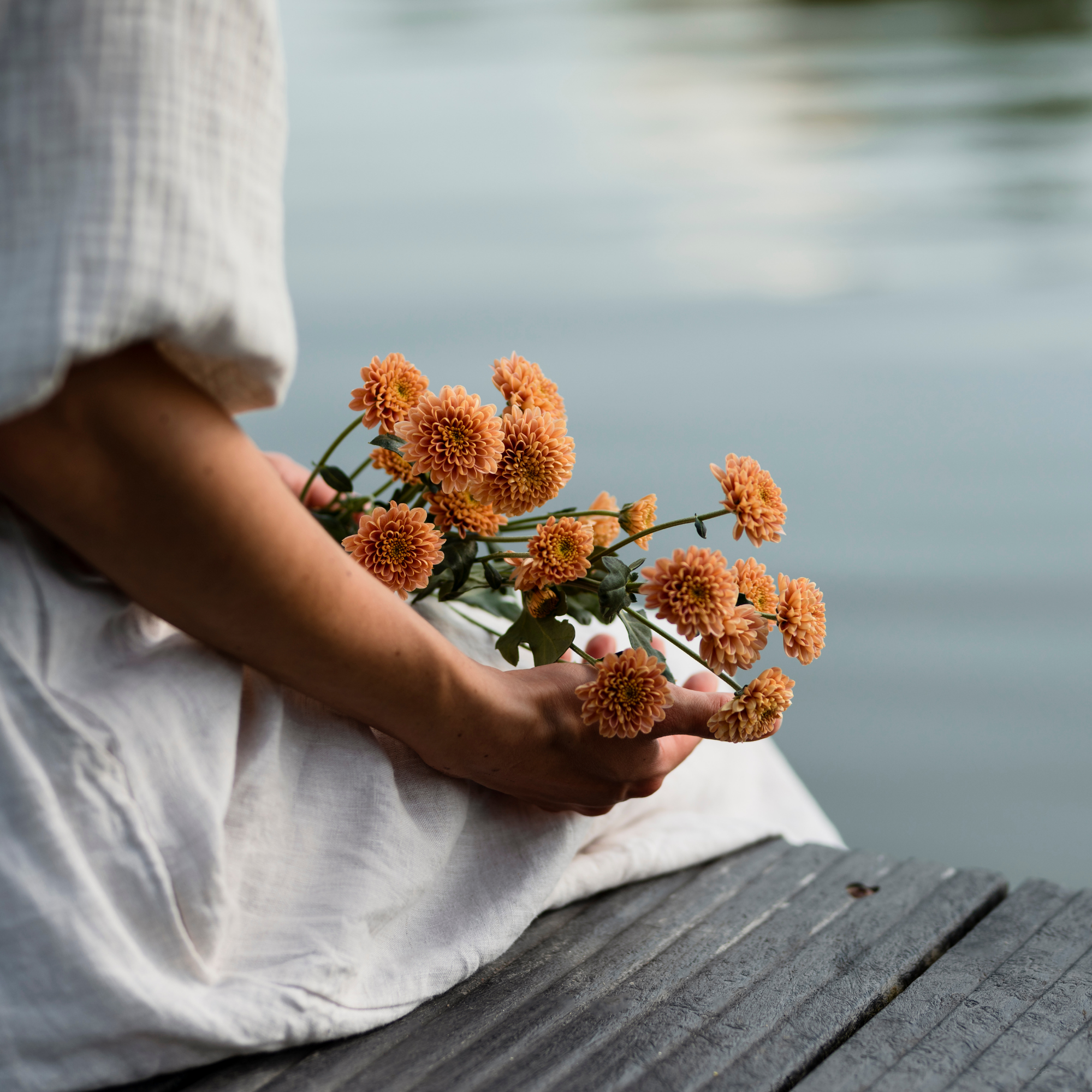 El valor emocional de una joya memorial: más que un recuerdo, un acto de amor