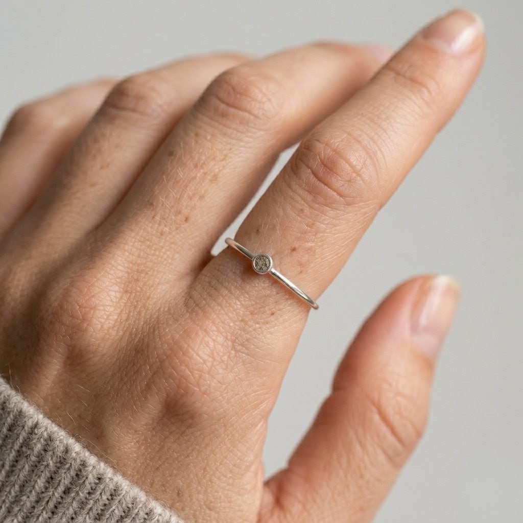 Anillo solitario de cenizas